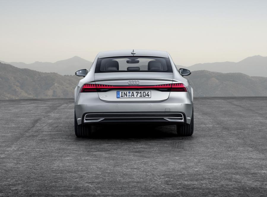  Audi A7 Sportback 50 TDI Quattro 2018 года  (WW) (фото 10 из 61)